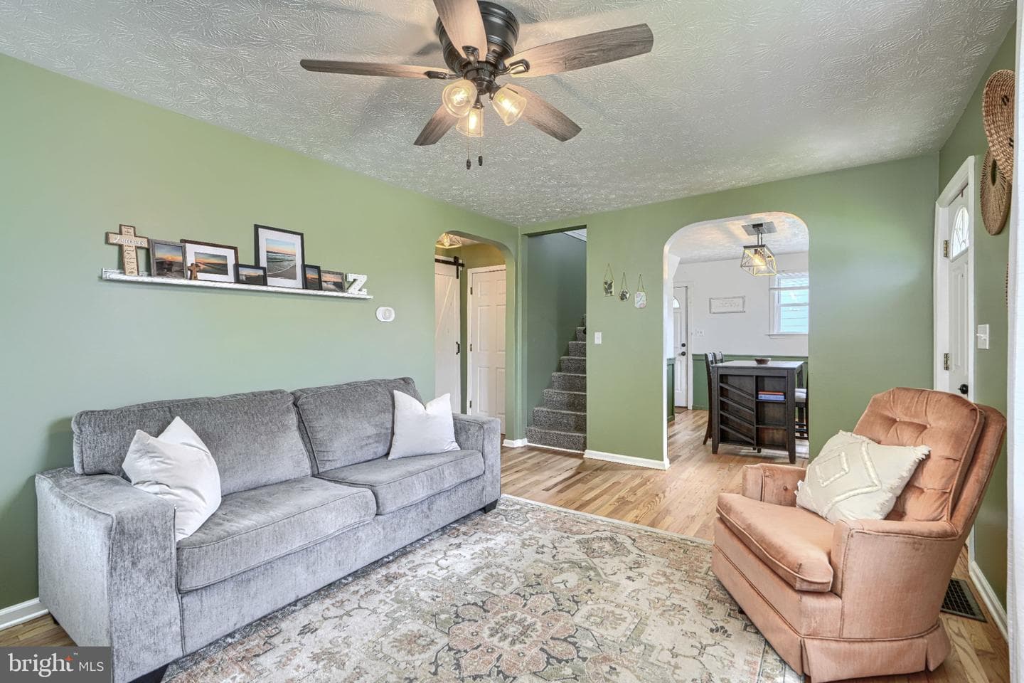 110 W Pearl Street photo 6