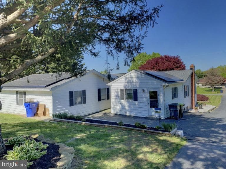 1670 Liberty Grove Road photo 5