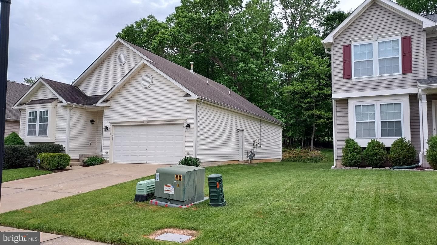 19 Mcarthur Lane photo 4