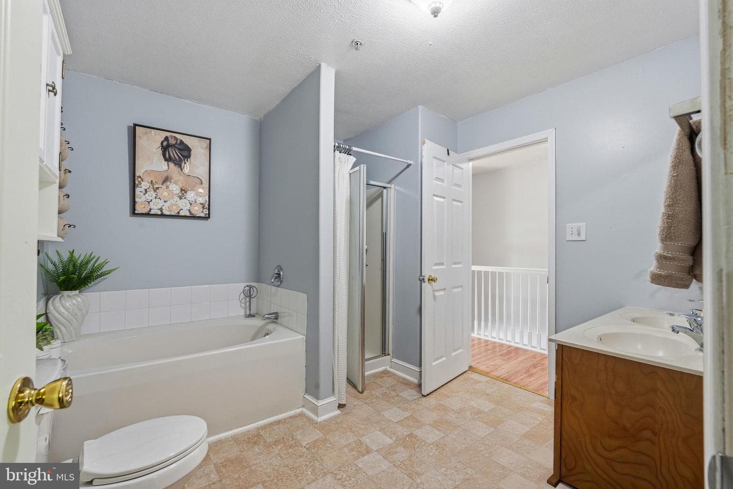 40 Hickory Drive photo 17