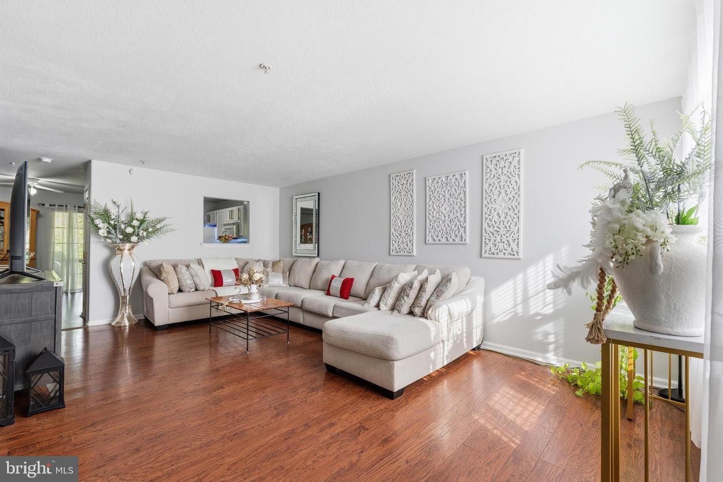 40 Hickory Drive photo 6