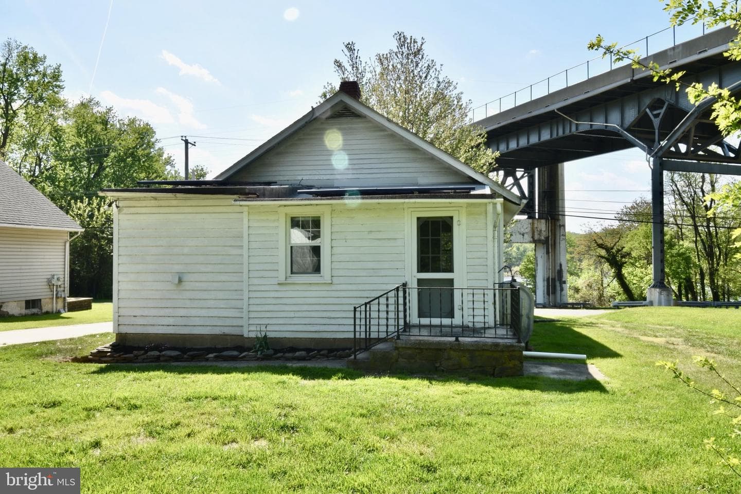 944 Frenchtown Road photo 4