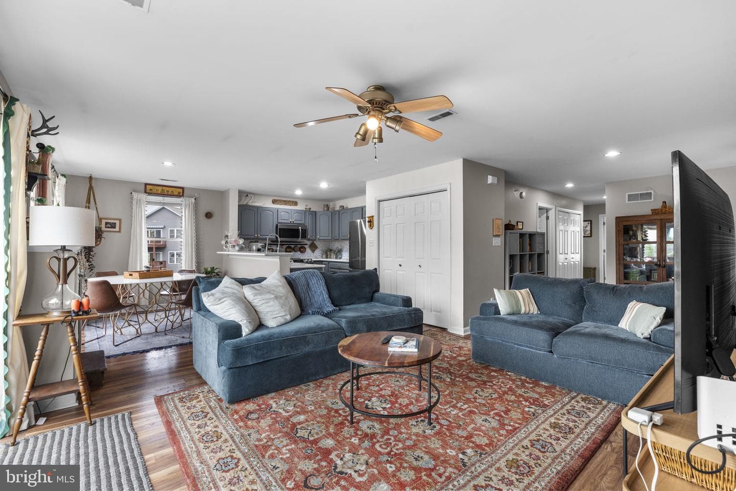 156 NE Isle Drive #94a photo 3