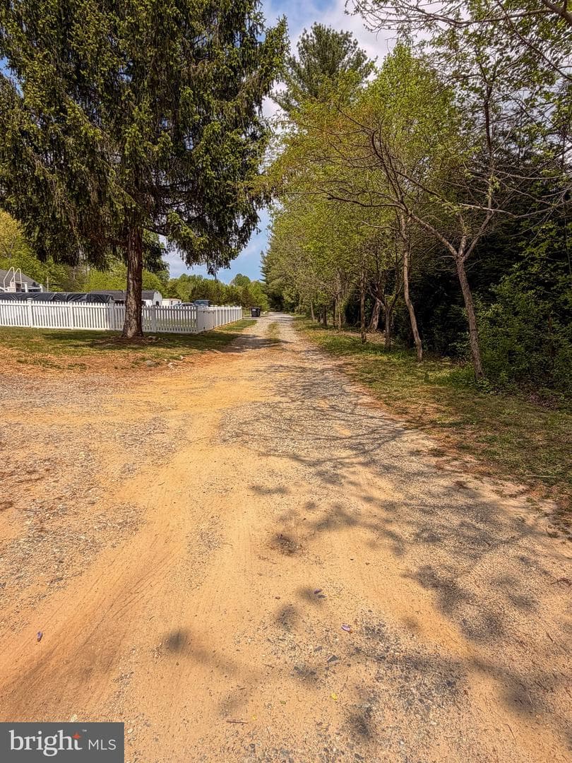 53 Drier Lane photo 33