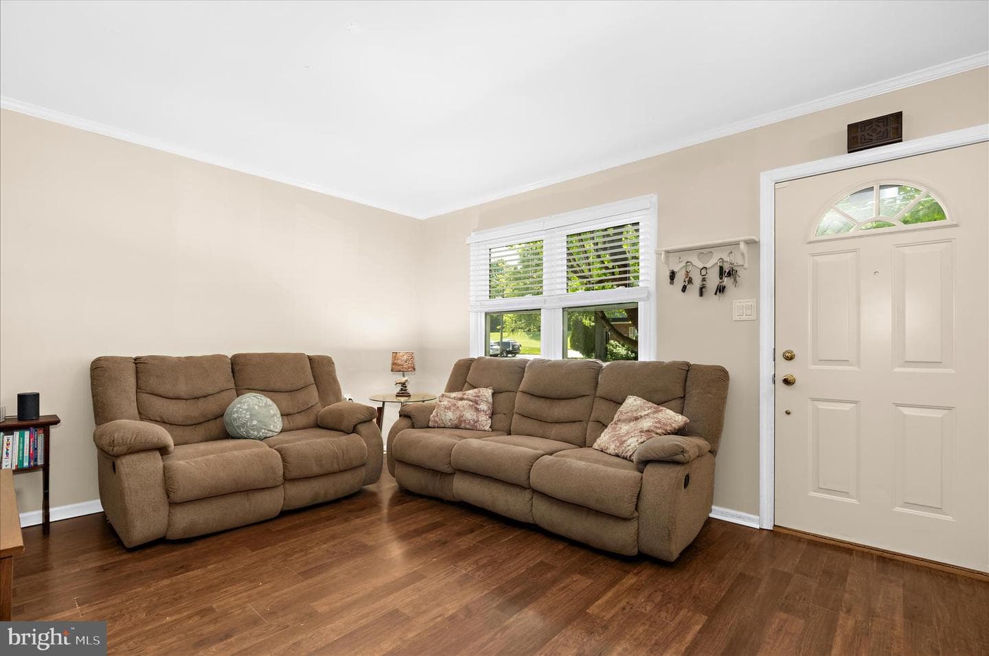 12 Leeward Court photo 4