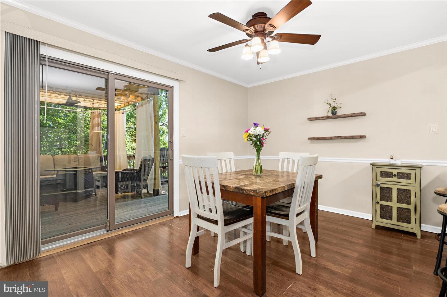 12 Leeward Court photo 8