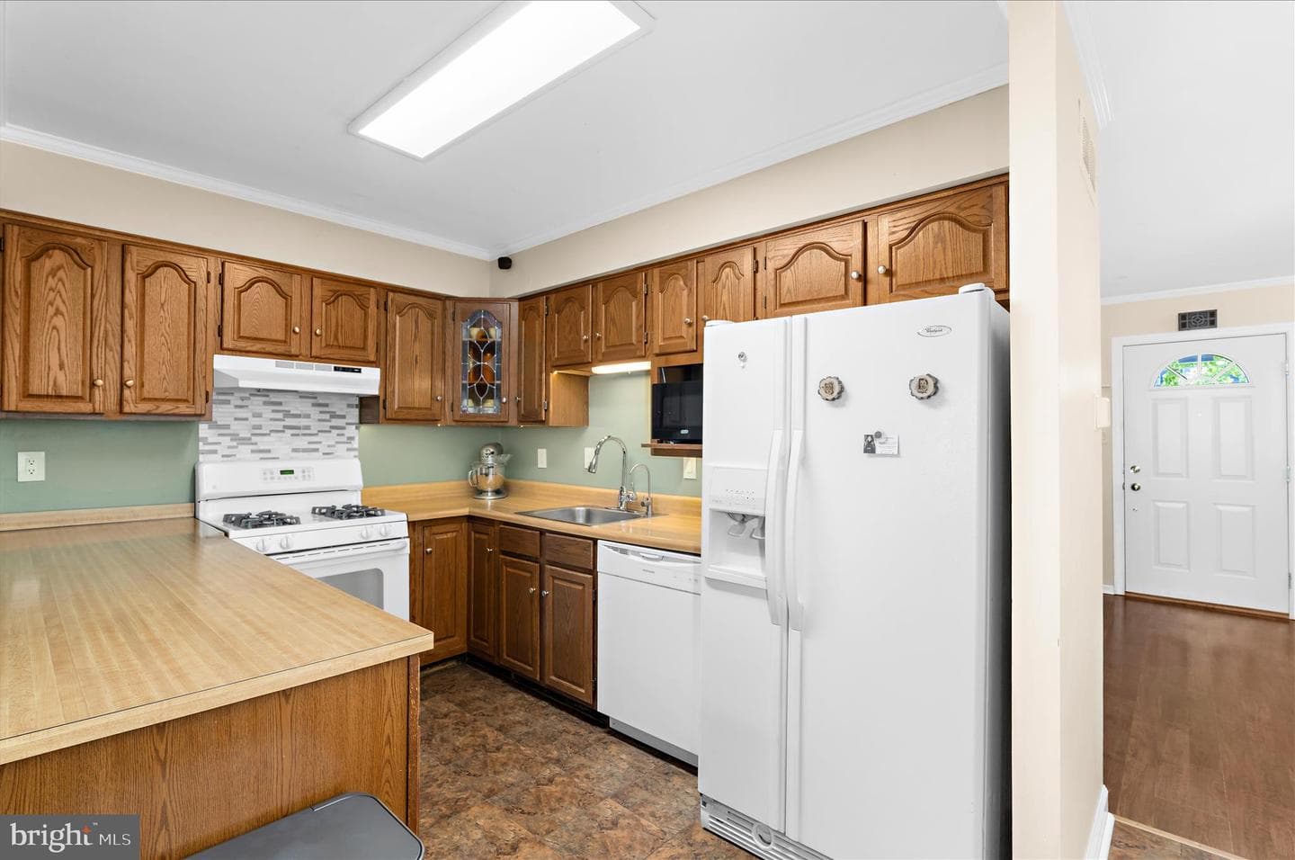 12 Leeward Court photo 9