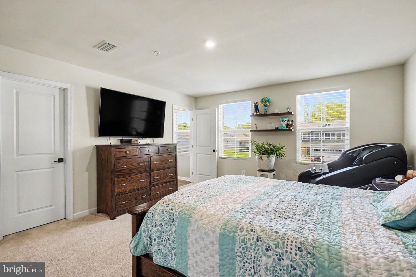 46 Goldspire Drive photo 16