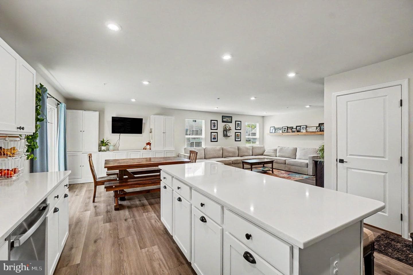 46 Goldspire Drive photo 9