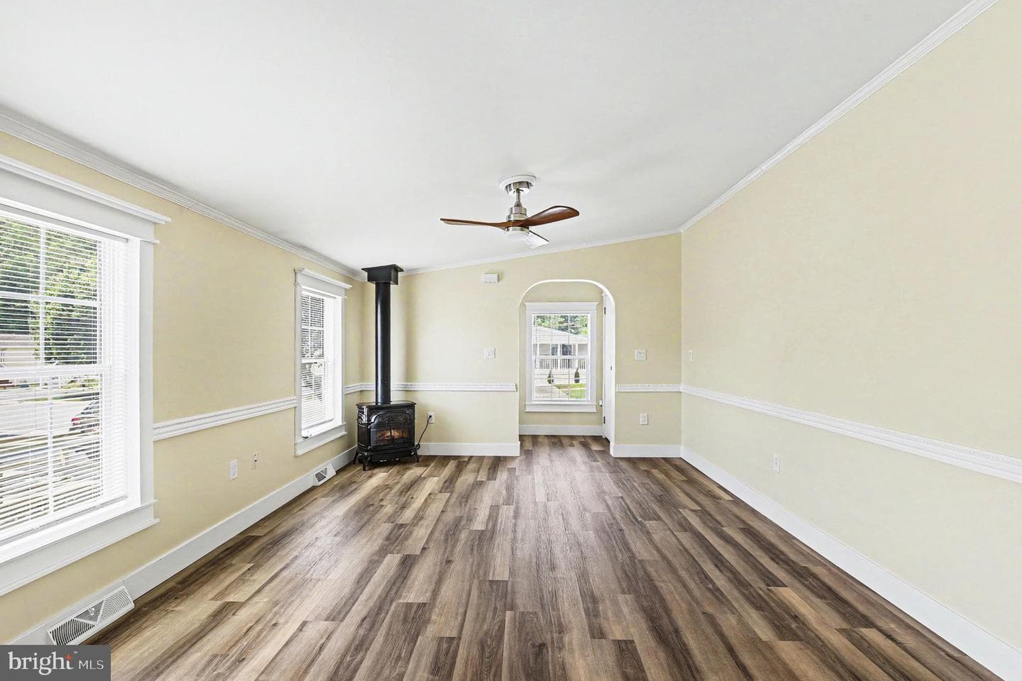 123 Woods Way photo 4