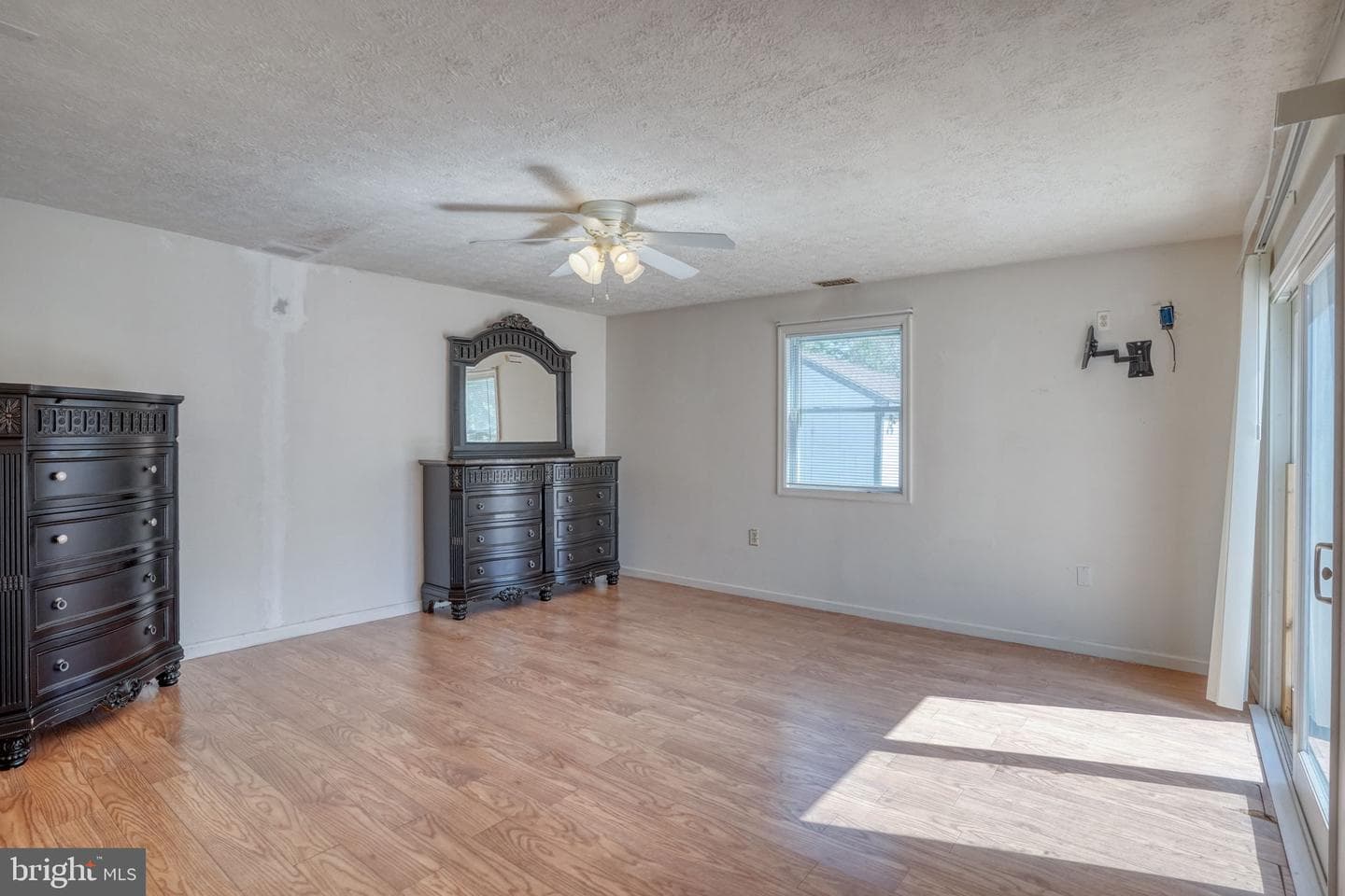 281 Sycamore Road photo 12