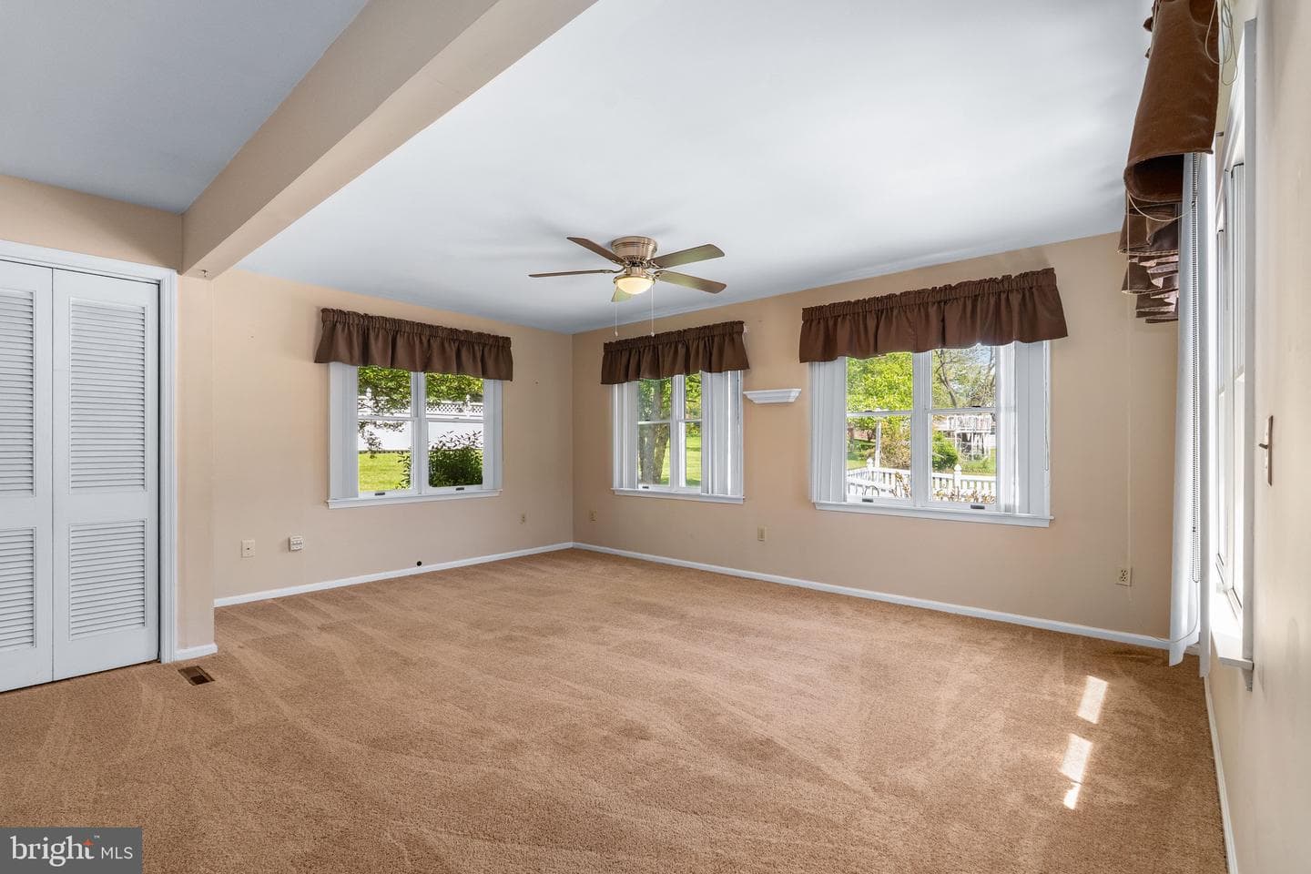 56 Highland Avenue photo 15