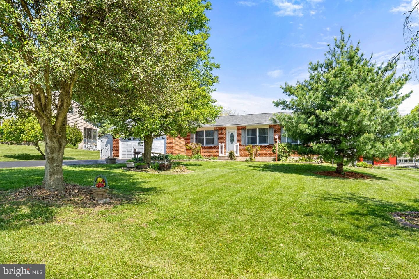 56 Highland Avenue photo 2