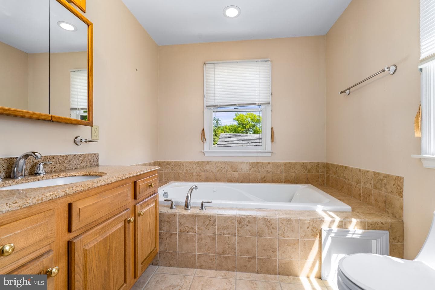 56 Highland Avenue photo 25