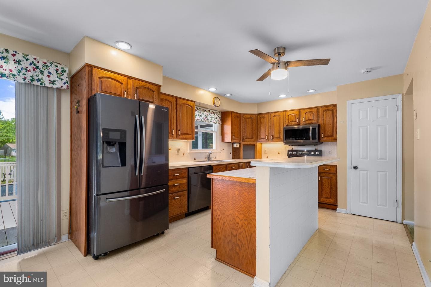 56 Highland Avenue photo 7