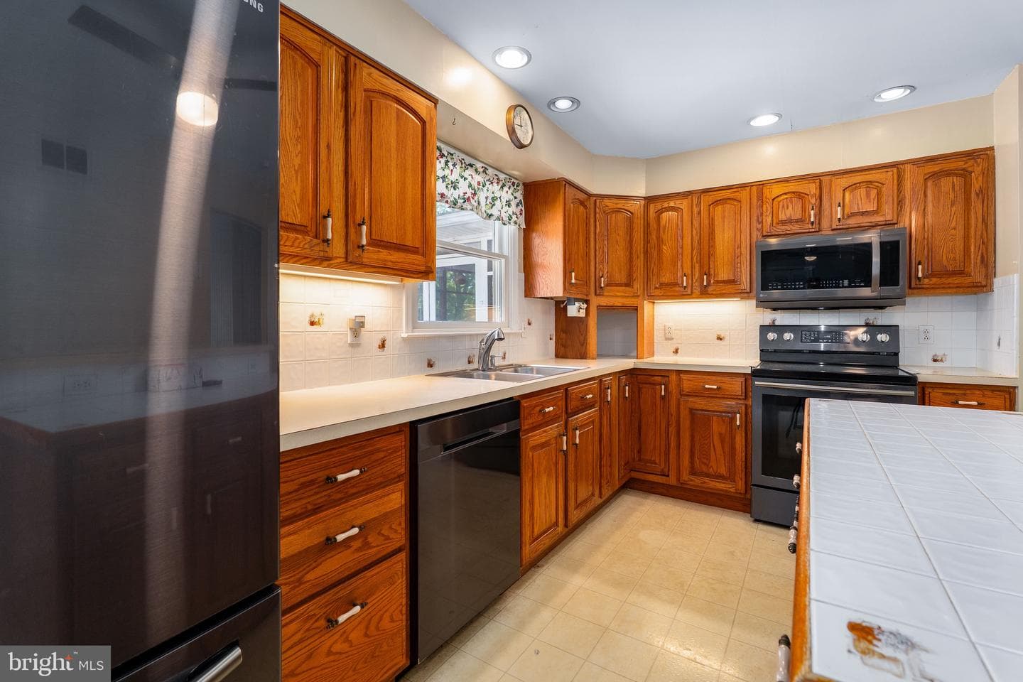 56 Highland Avenue photo 8