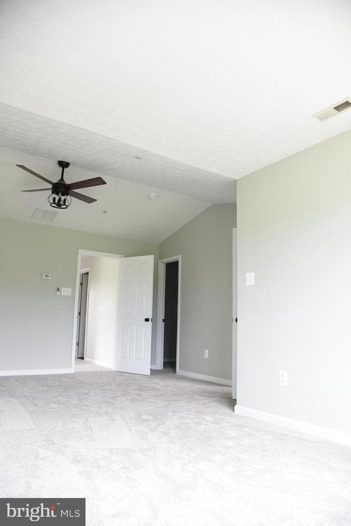 102 Maple Leaf Drive photo 20