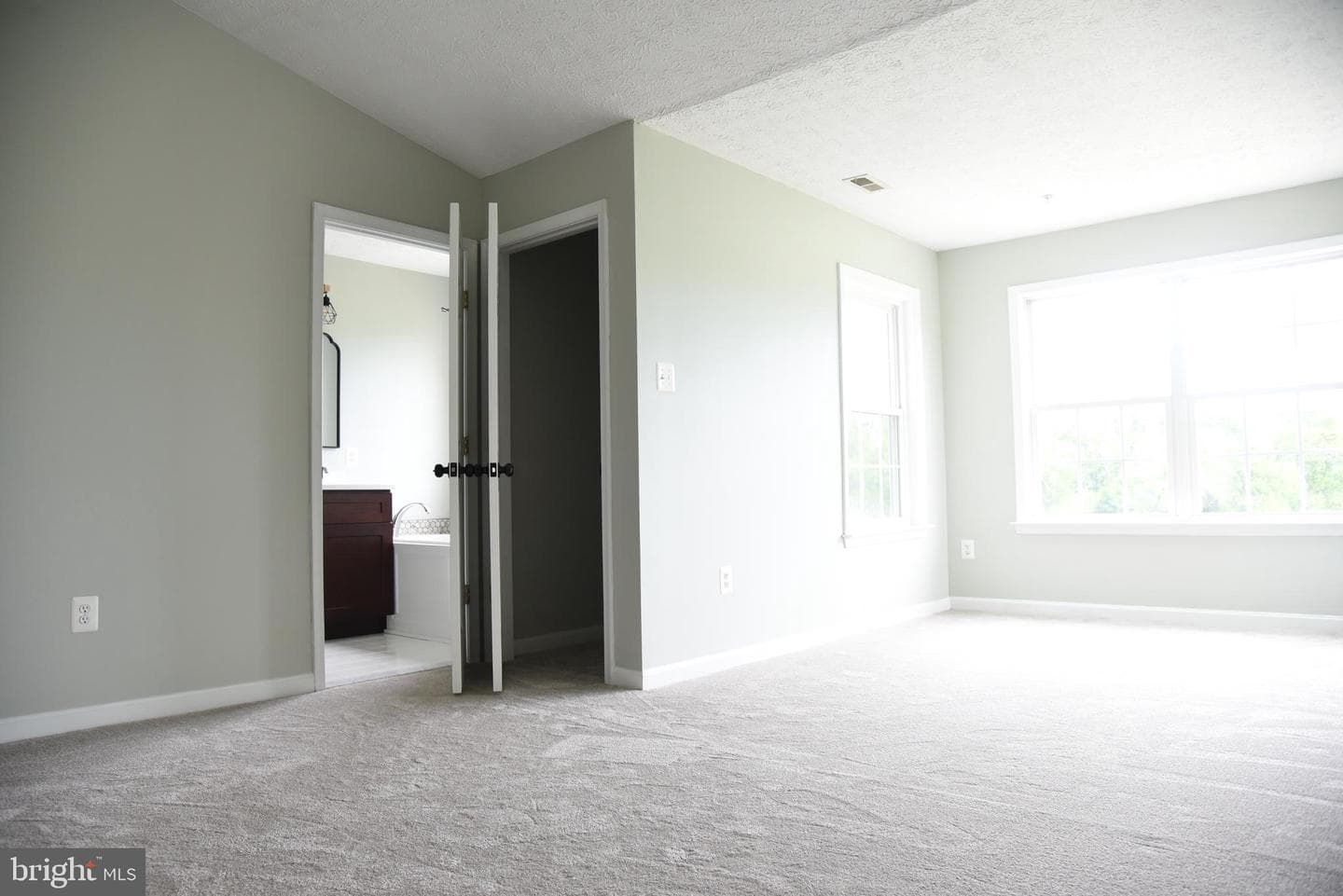 102 Maple Leaf Drive photo 22