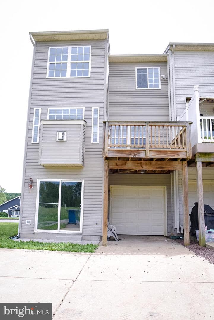 102 Maple Leaf Drive photo 31