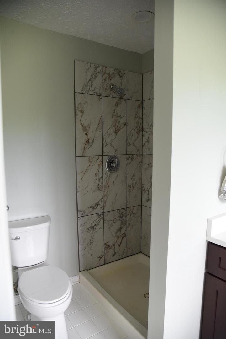 102 Maple Leaf Drive photo 33
