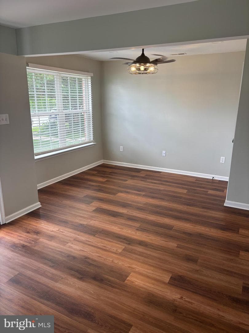 102 Maple Leaf Drive photo 4