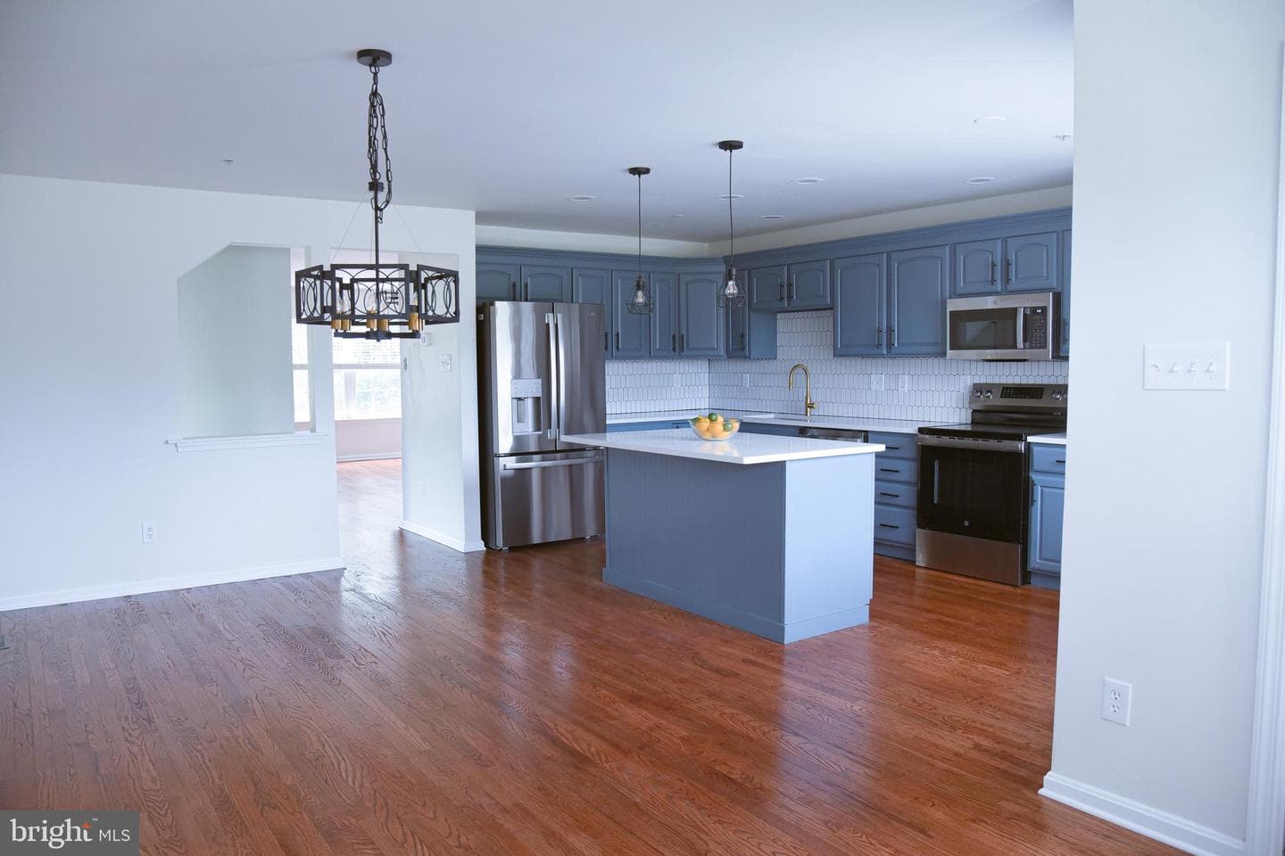 102 Maple Leaf Drive photo 8