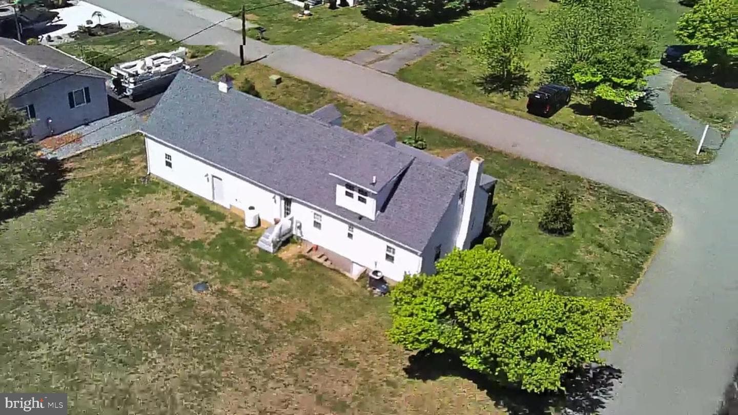 88 Circle Drive photo 29