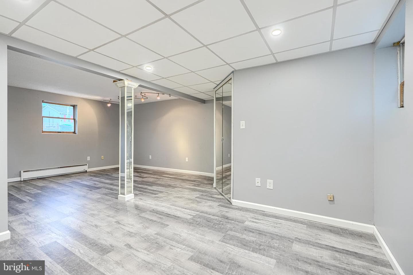 708 Gray Mount Circle photo 34