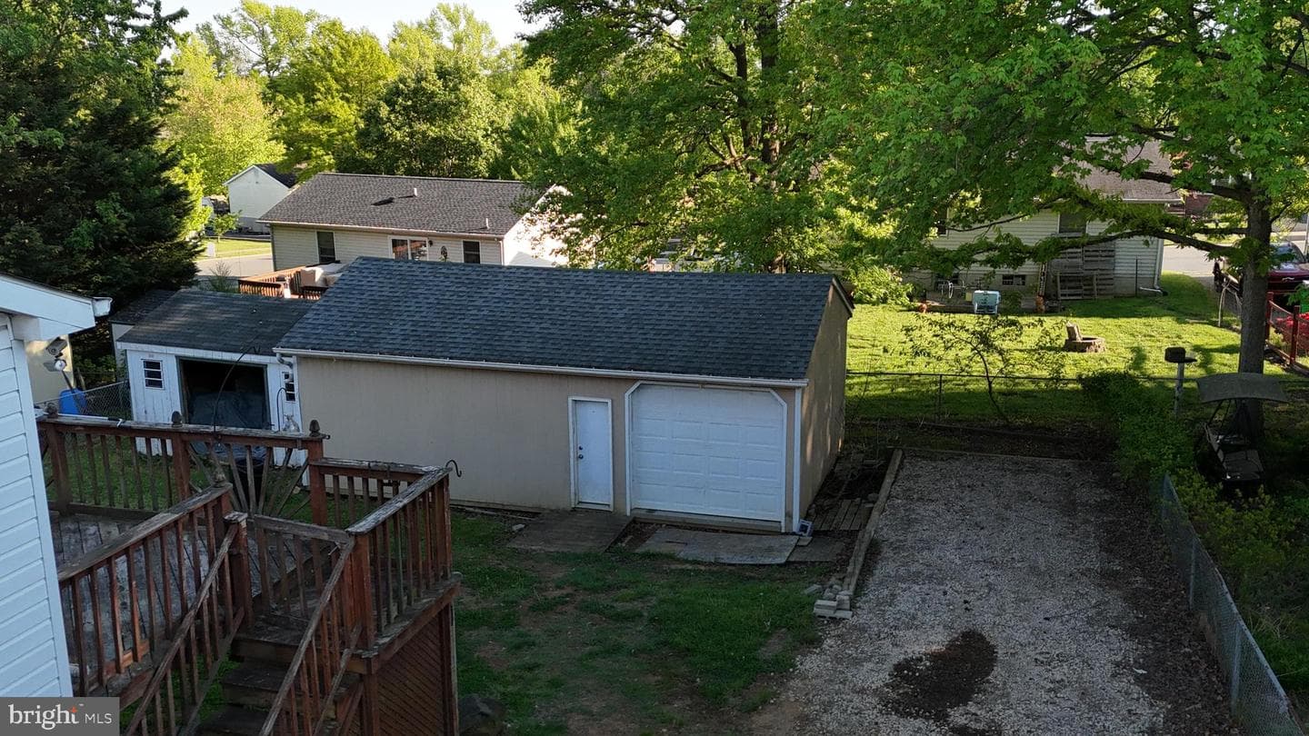 708 Gray Mount Circle photo 39