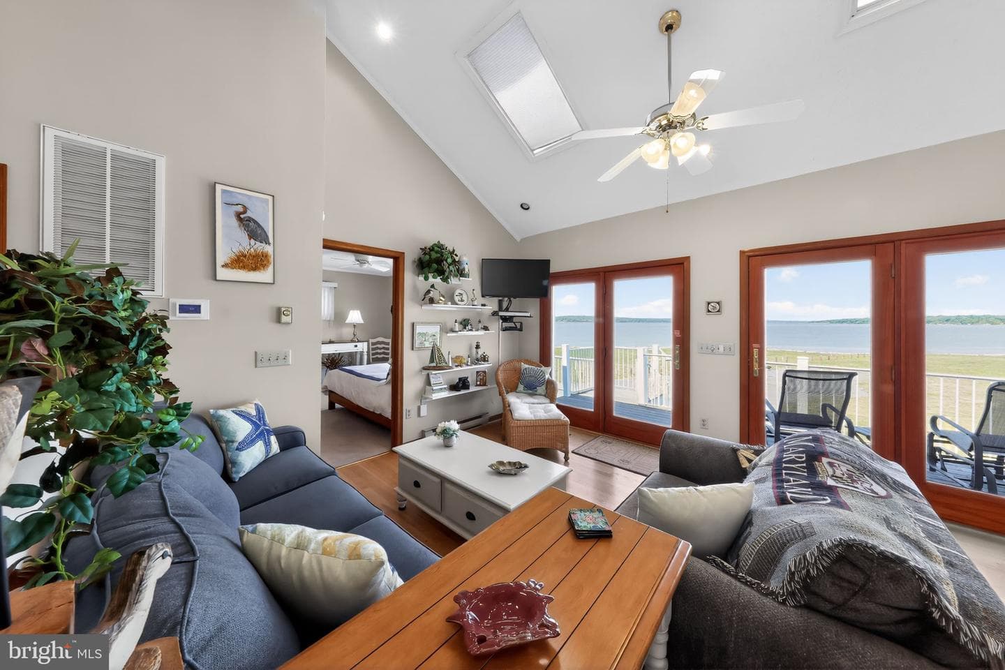 114 Bluff Road photo 11