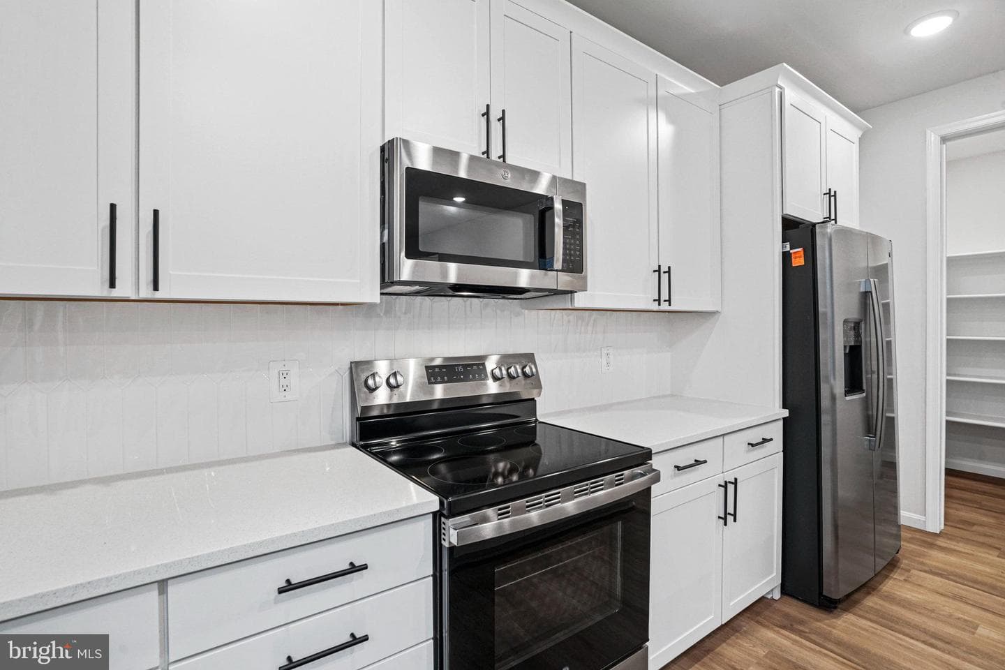 88 Catalpa Drive photo 15