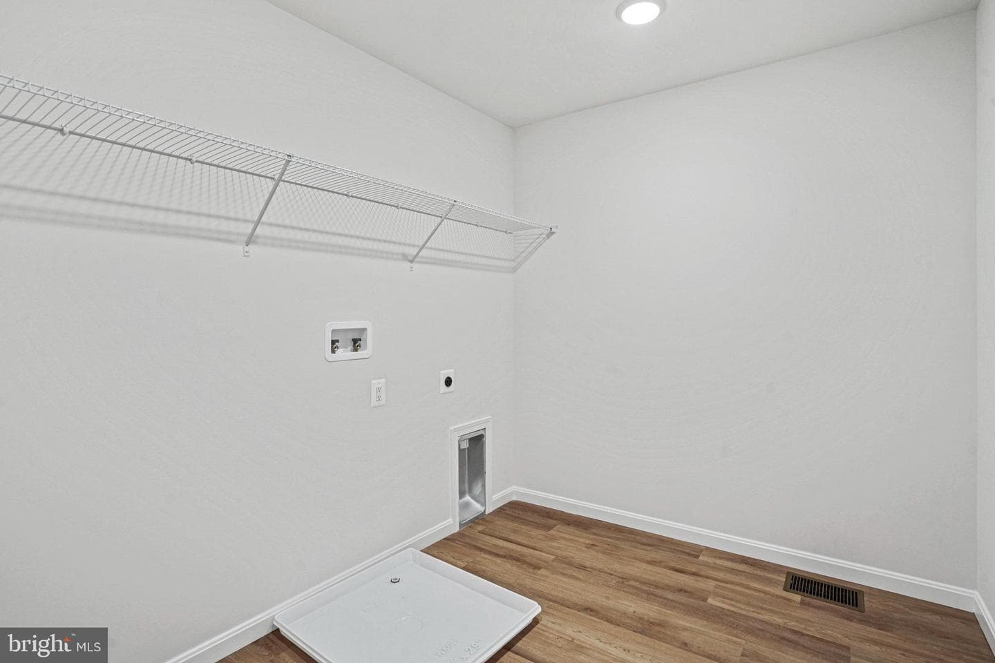 88 Catalpa Drive photo 20