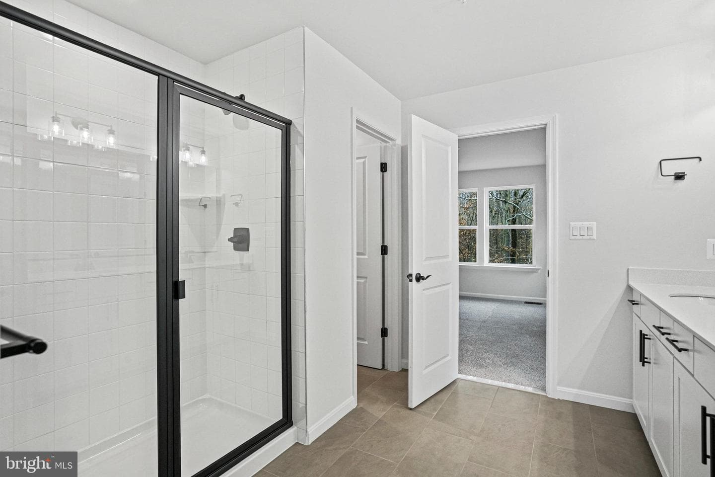 88 Catalpa Drive photo 26