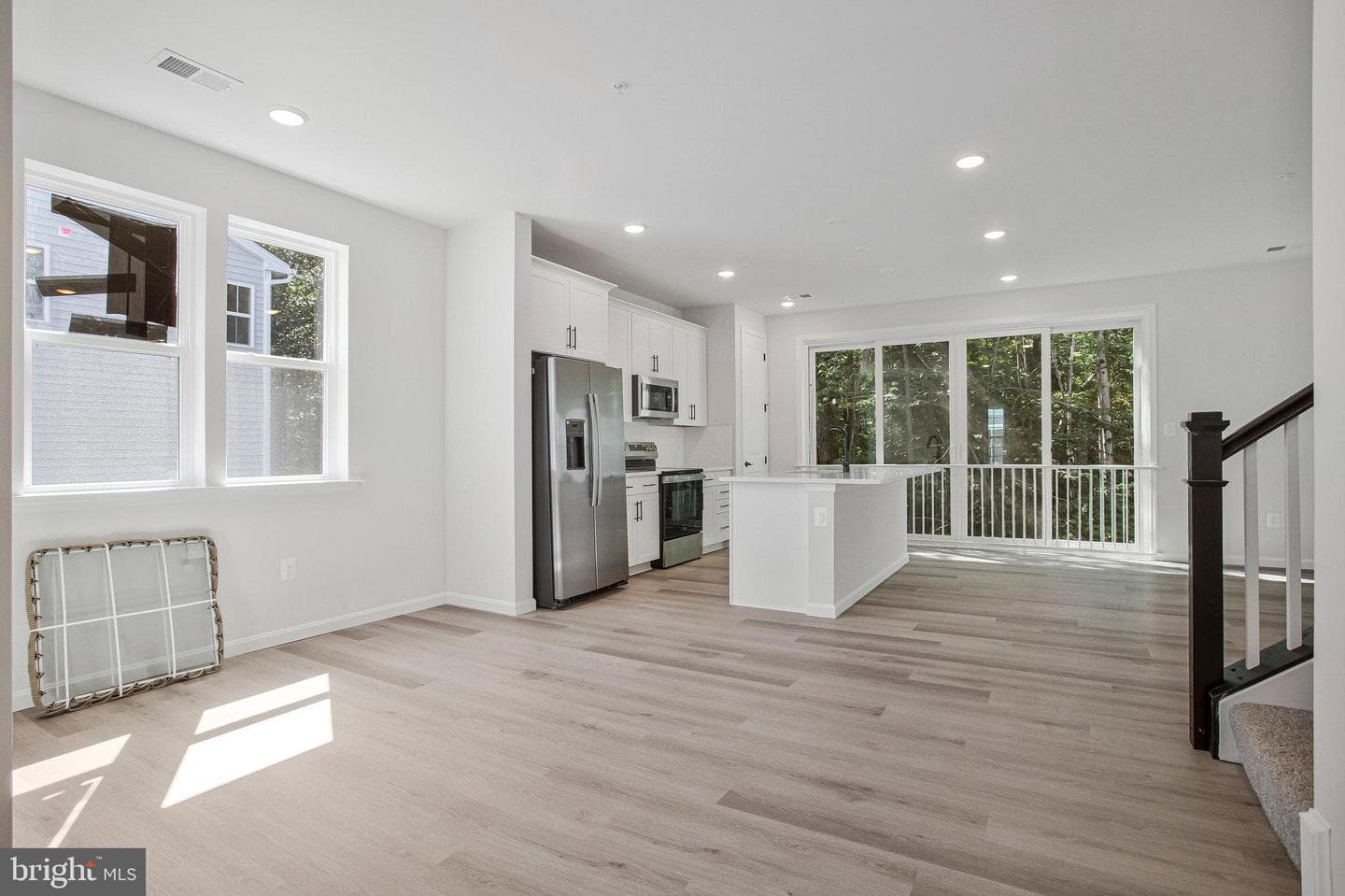 96 Catalpa Drive photo 11