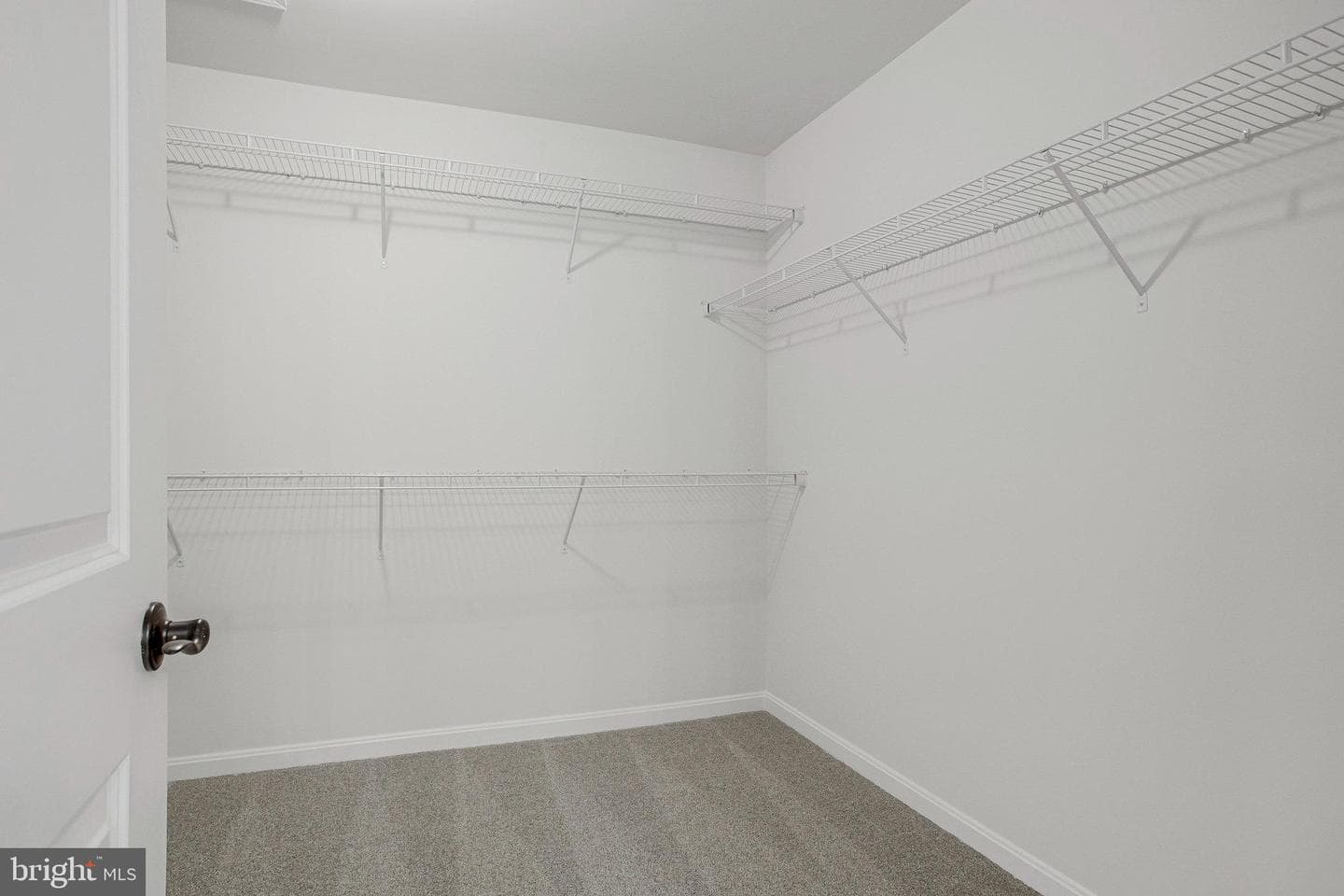 96 Catalpa Drive photo 24