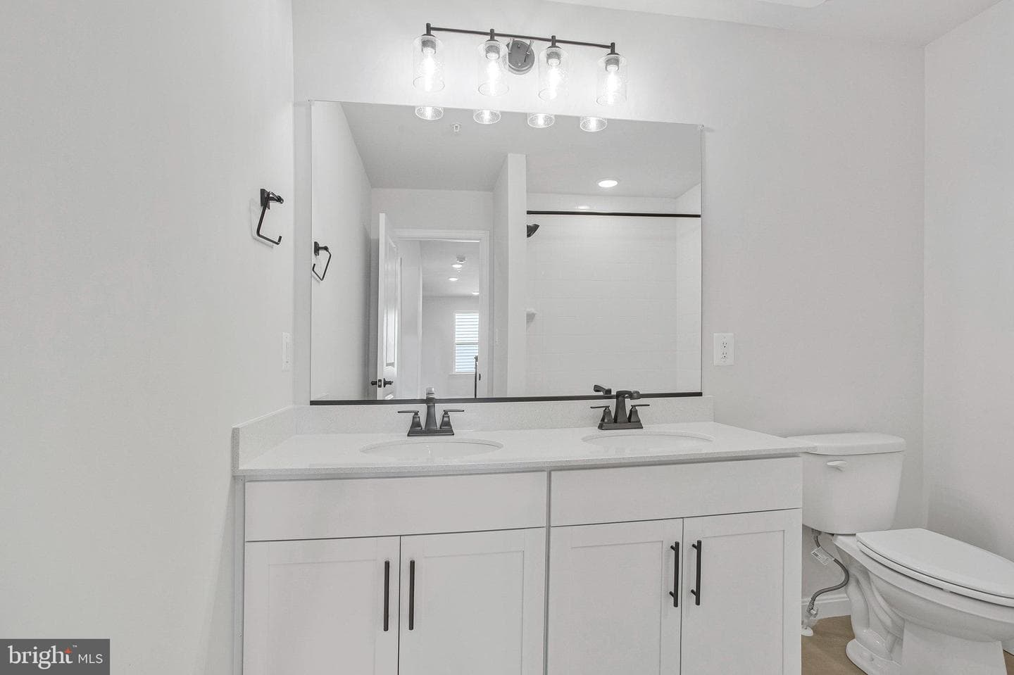 96 Catalpa Drive photo 30