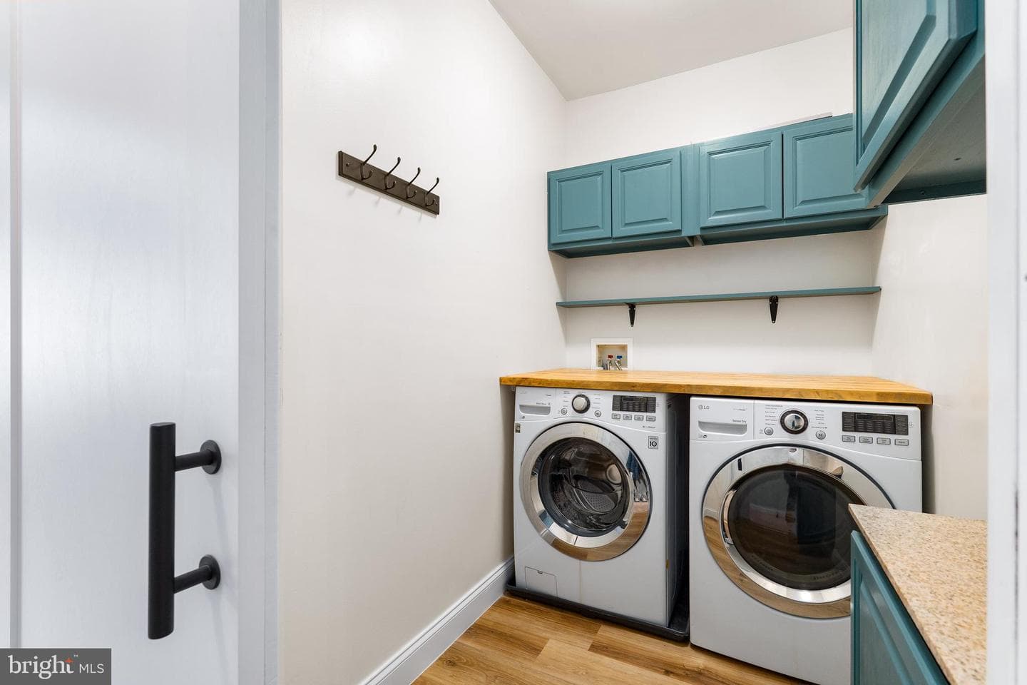 14 Guilford Court photo 18