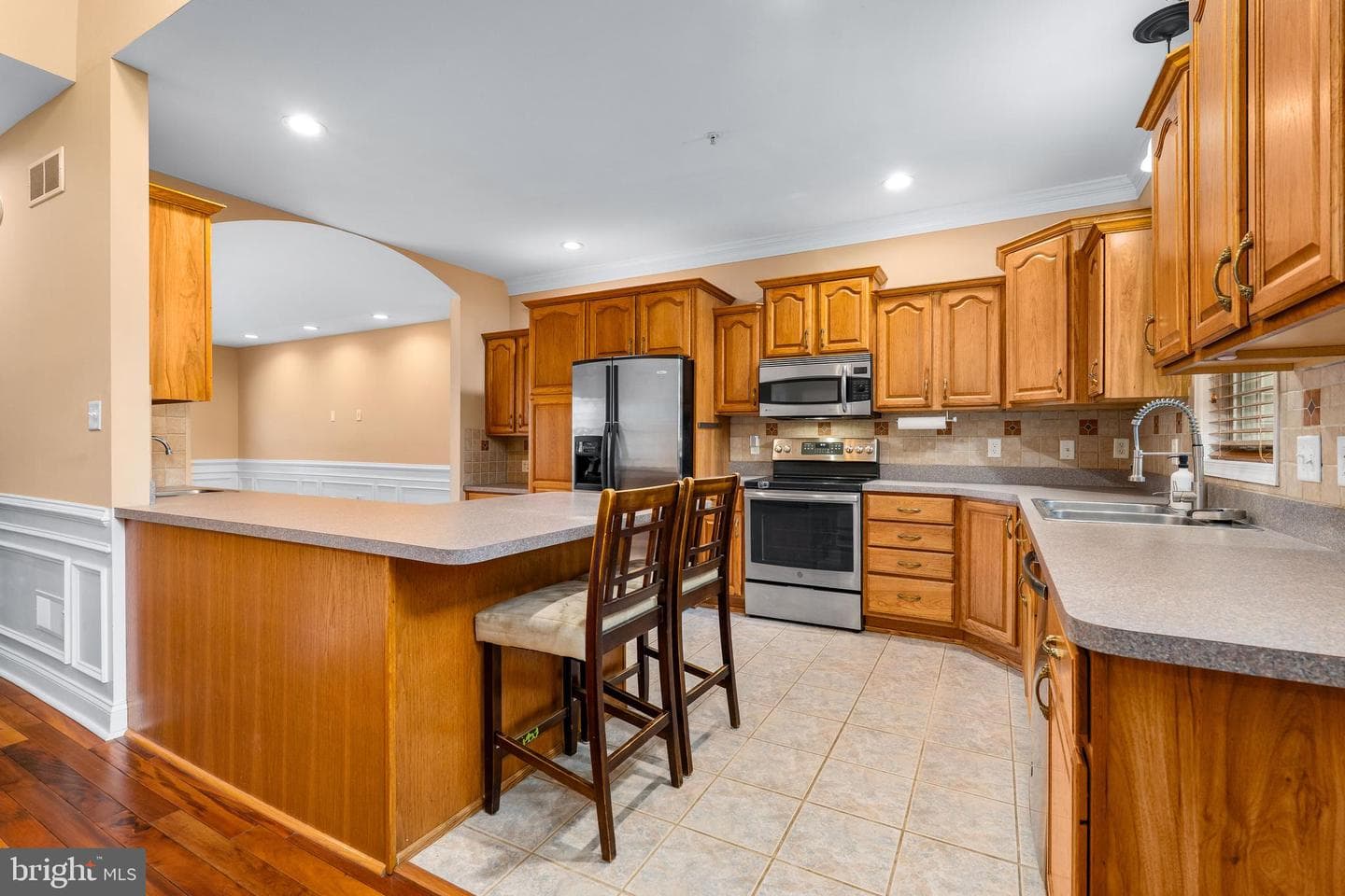 14 Guilford Court photo 8