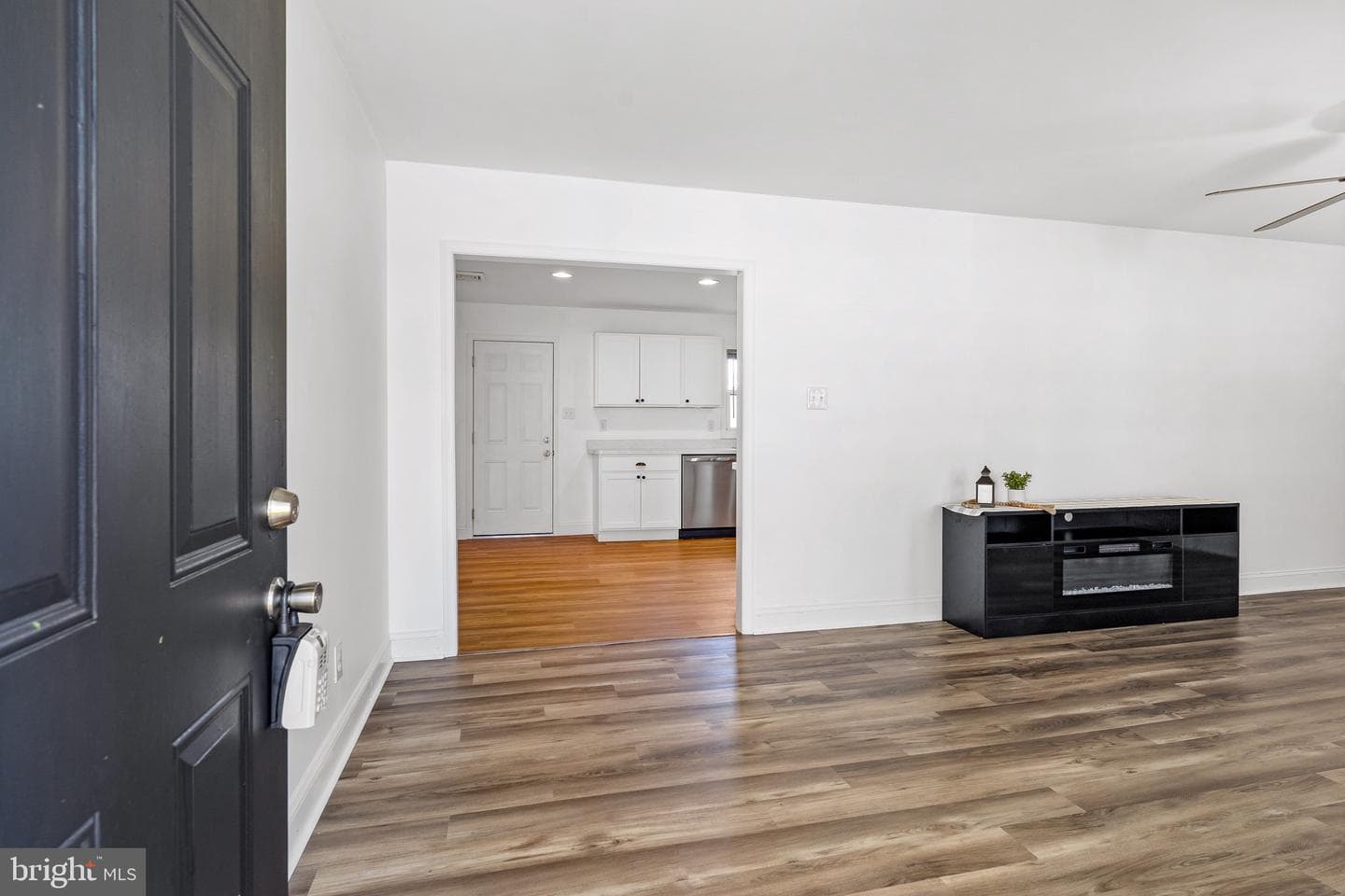 9 Leedom Road photo 5
