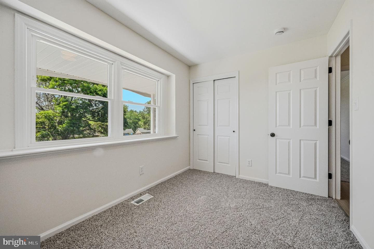 56 Mowbray Lane photo 19