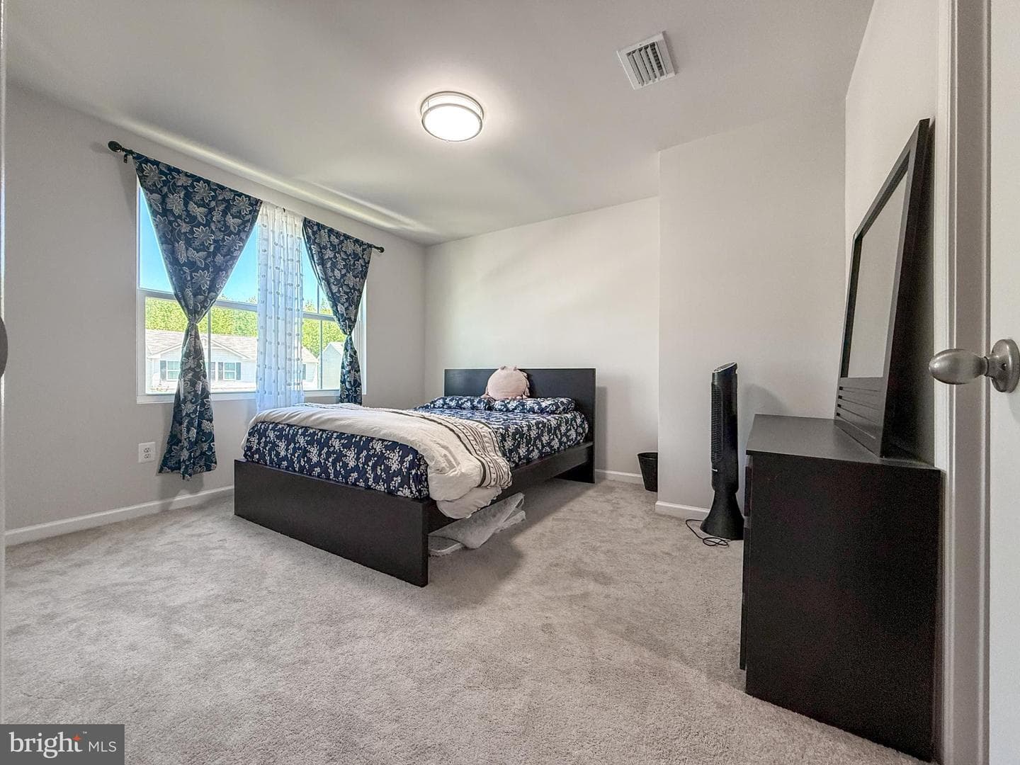 91 Goldspire Drive photo 36