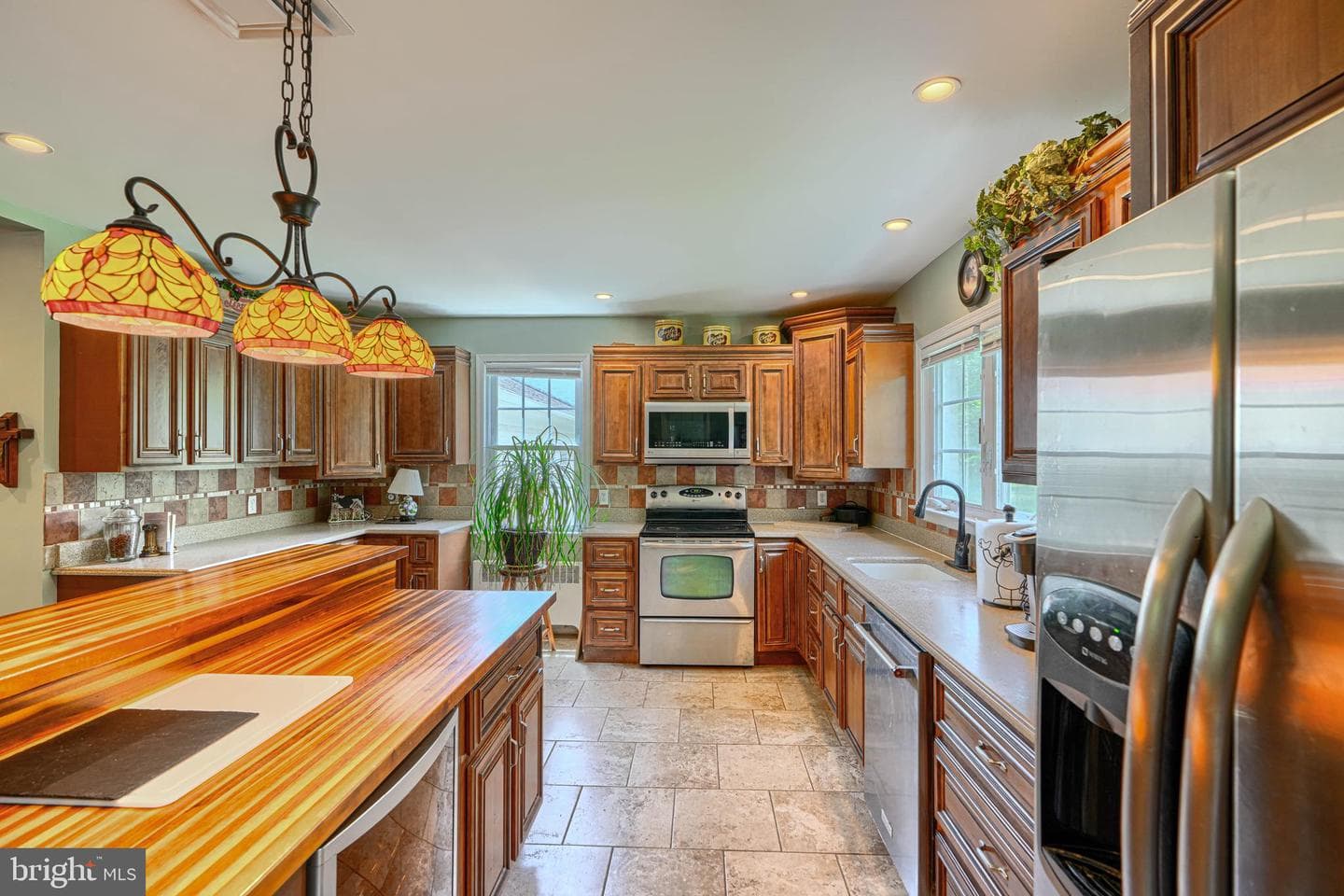 199 Riverside Drive photo 11