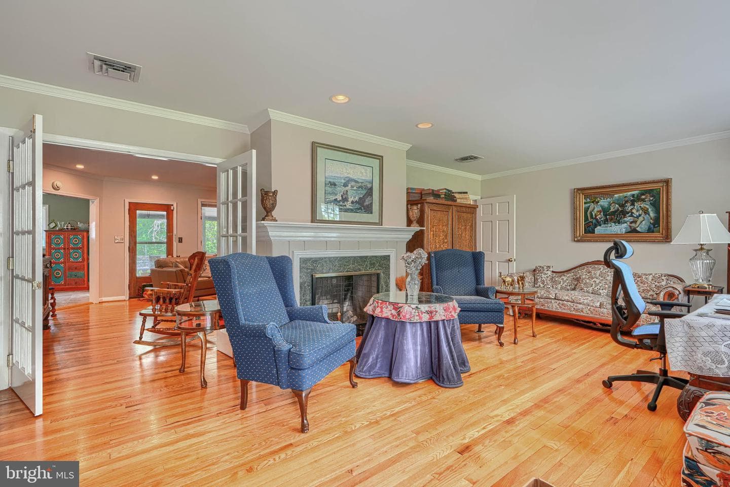 199 Riverside Drive photo 5