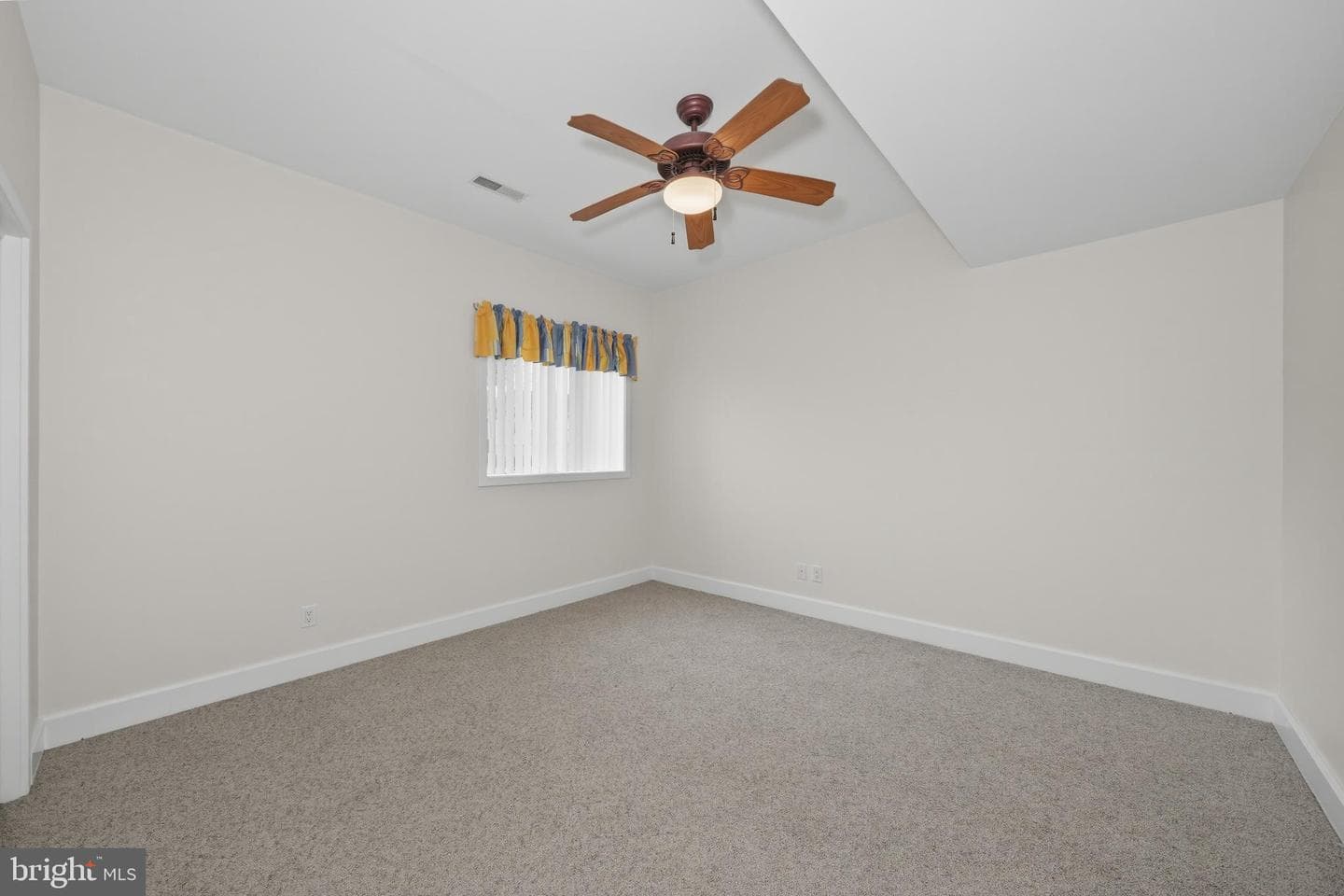 160 Cliffview Drive photo 23