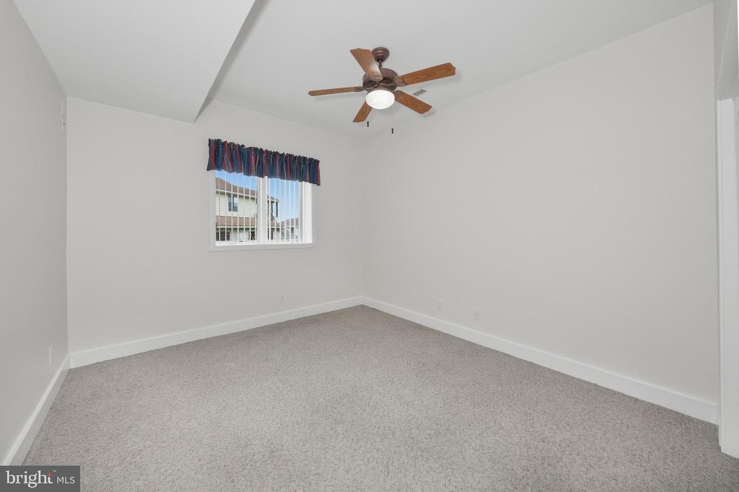 160 Cliffview Drive photo 25