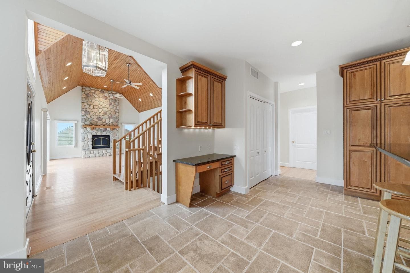 160 Cliffview Drive photo 54