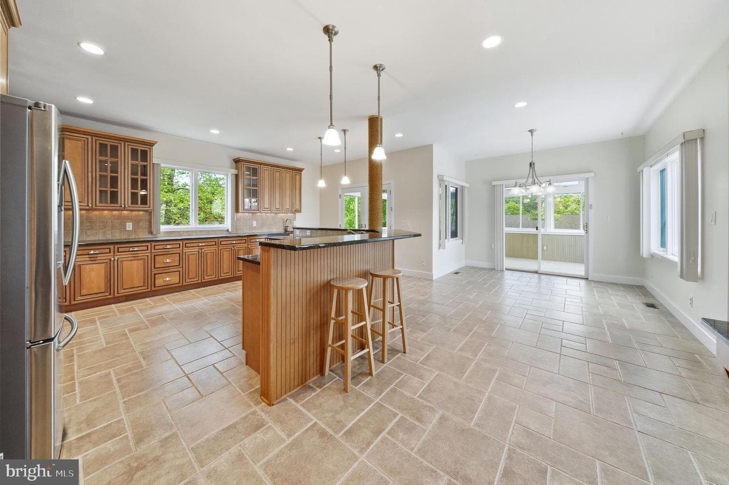 160 Cliffview Drive photo 62