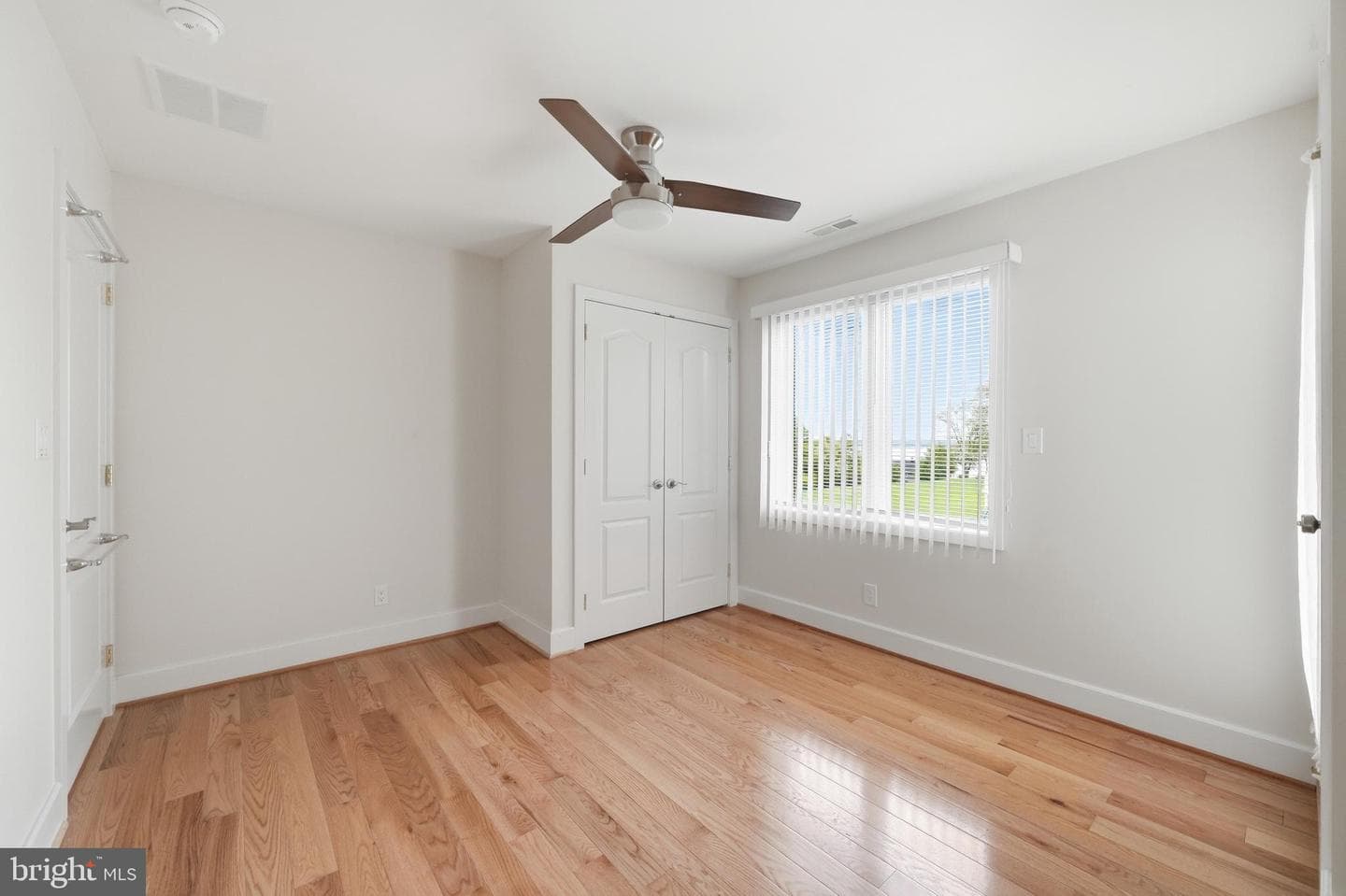 160 Cliffview Drive photo 81
