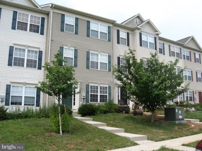 122 Maple Leaf Drive photo 1