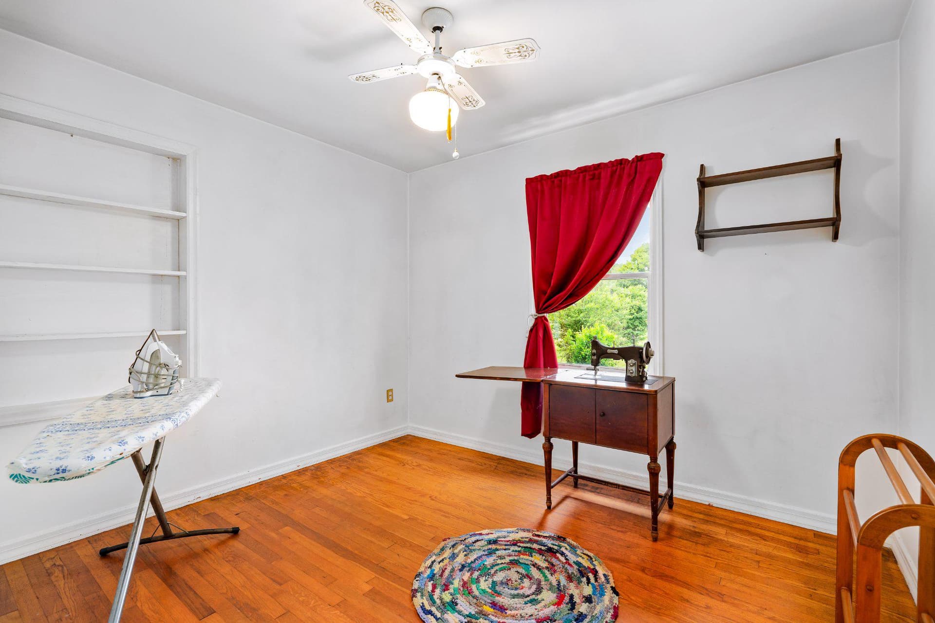 201 N Bohemia Avenue photo 16
